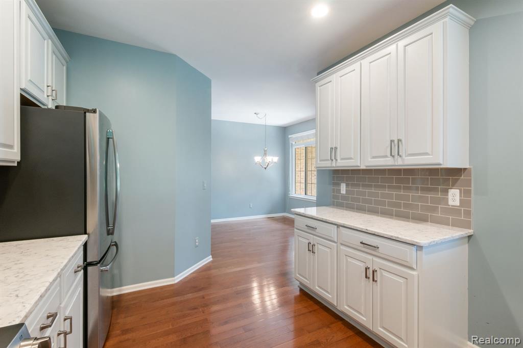 40658 Saint Louis Drive, Clinton Twp, MI 48038 — Photo 18