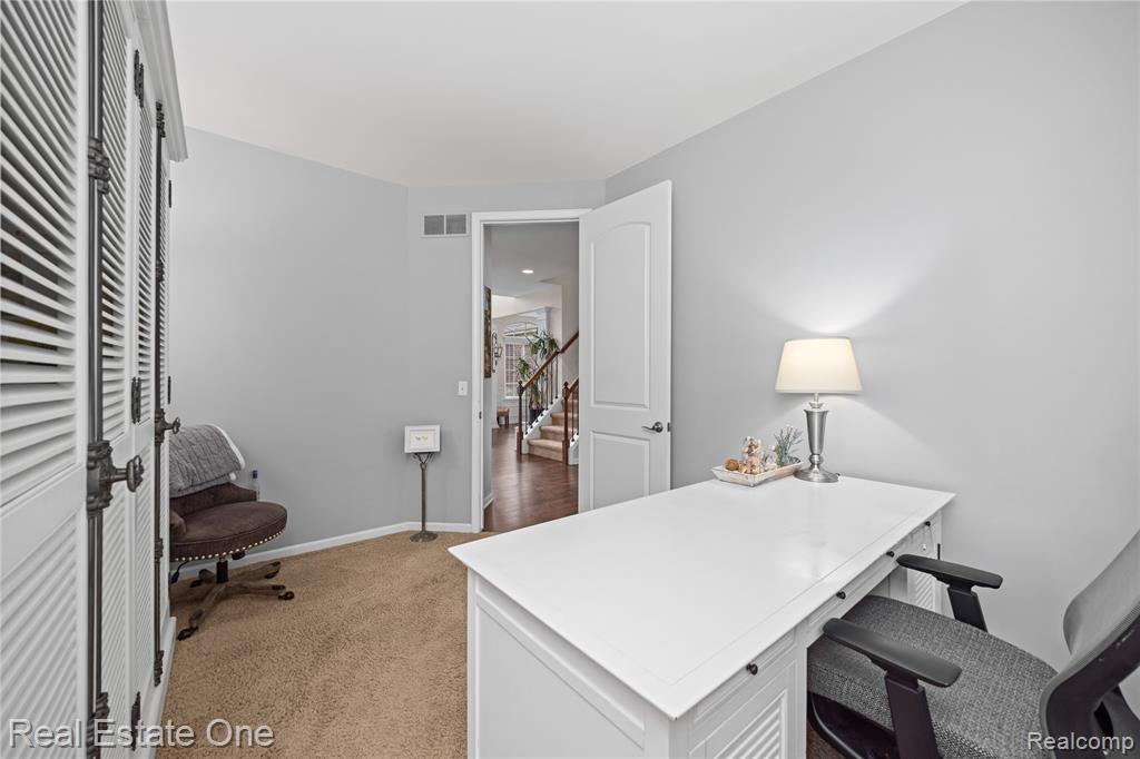 5778 Strawberry Circle, Commerce Twp, MI 48382 — Photo 12
