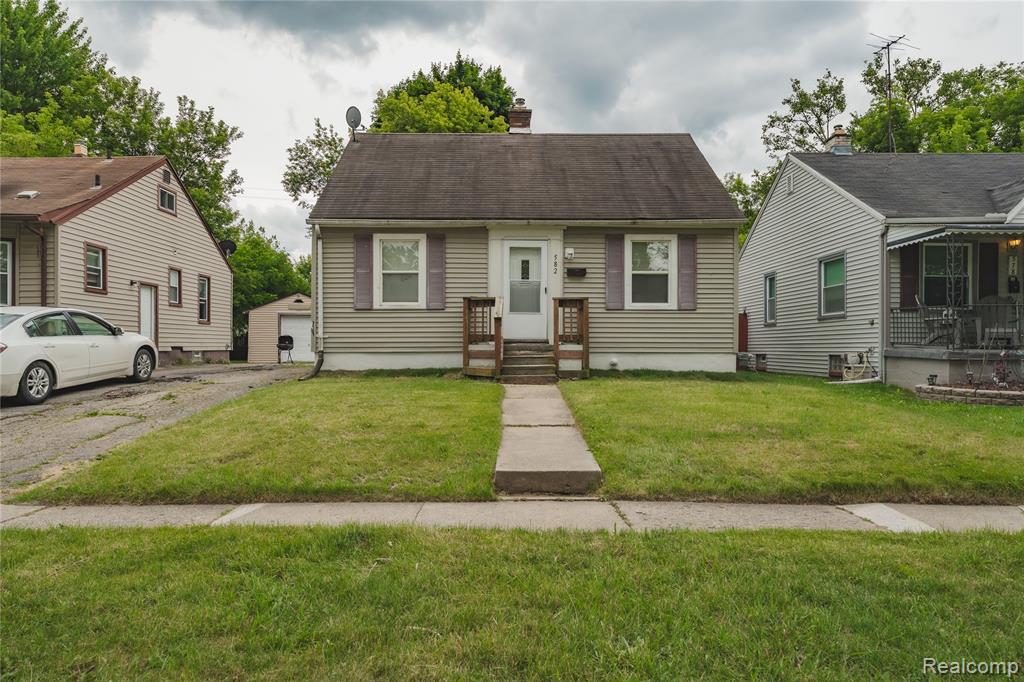 582 Lebaron Avenue, Pontiac, MI 48340 — Photo 2