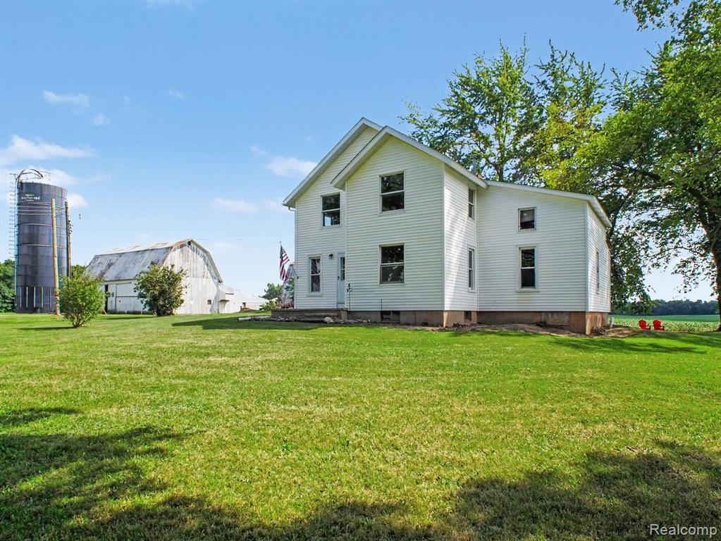 12073 Lahring Road, Byron, MI 48418