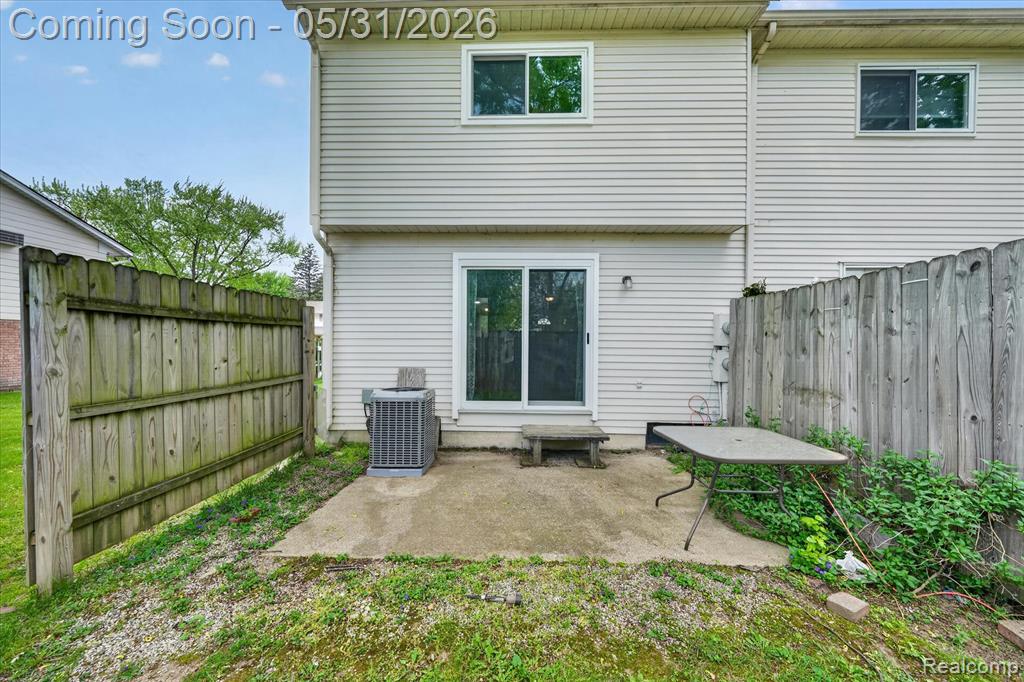 39700 Manor Drive, 10, Harrison Township, MI — Photo 34