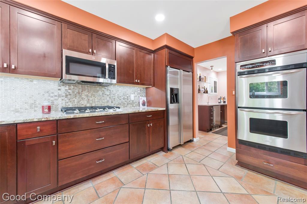 4230 Orchard Way, Bloomfield Hills, MI 48301 — Photo 14