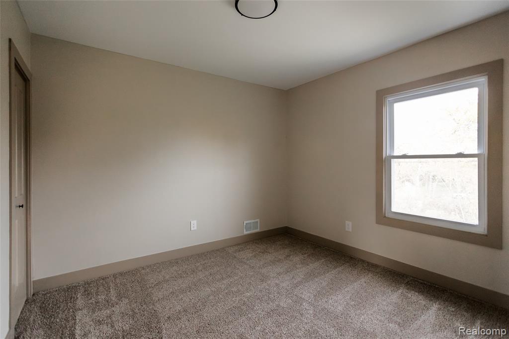 2630 Harding Street, Detroit, MI 48214 — Photo 26