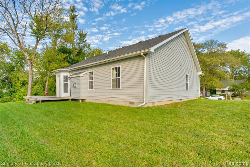 33172 Swallow Drive, Rockwood, MI — Photo 25