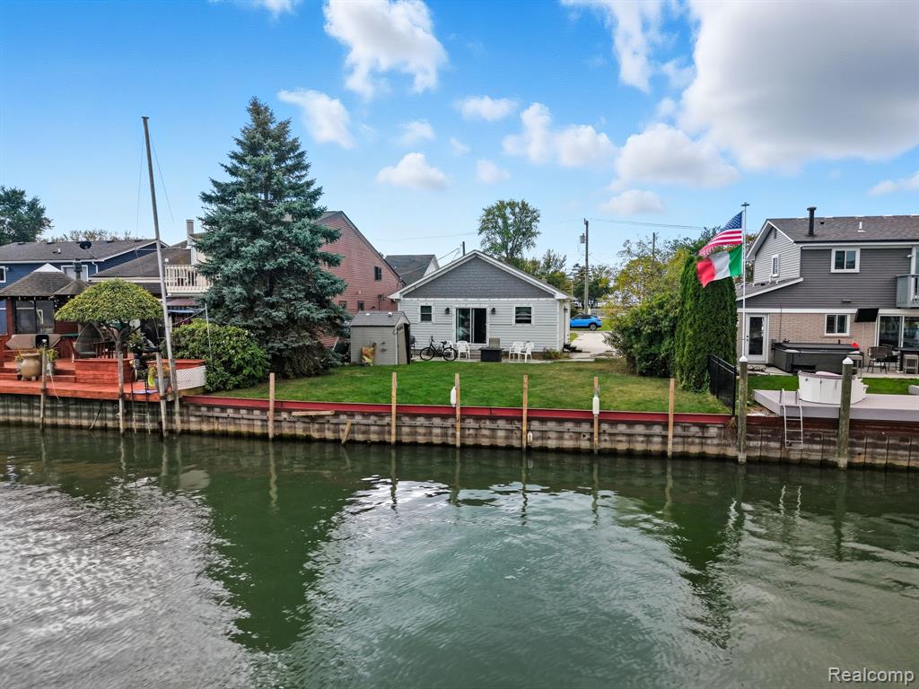 37752 Huron Pointe Drive, Harrison Township, MI — Photo 20