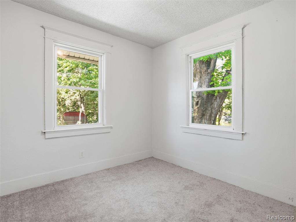 45 Kemp Street, Pontiac, MI 48342 — Photo 12