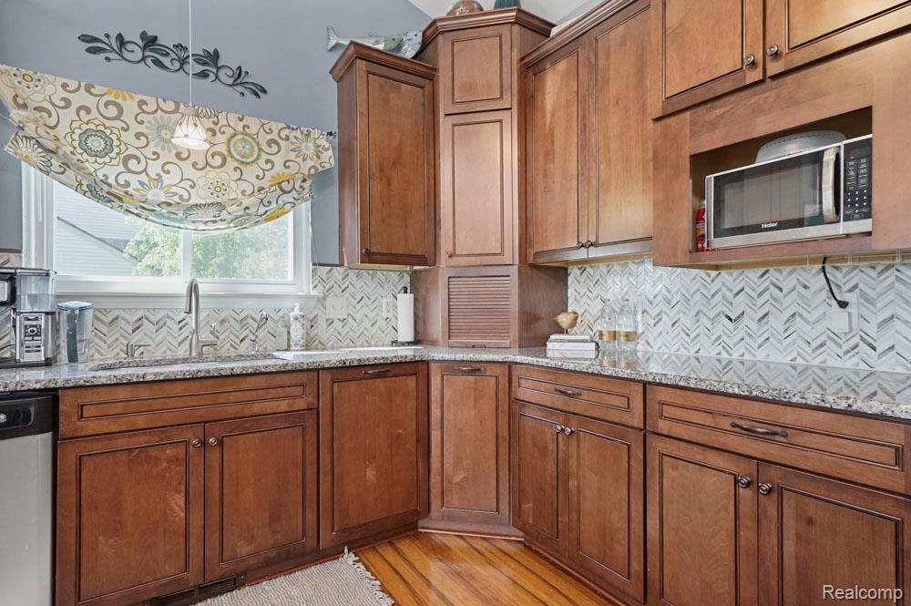 9450 SANDLEWOOD Court, Whitmore Lake, MI 48189 — Photo 26