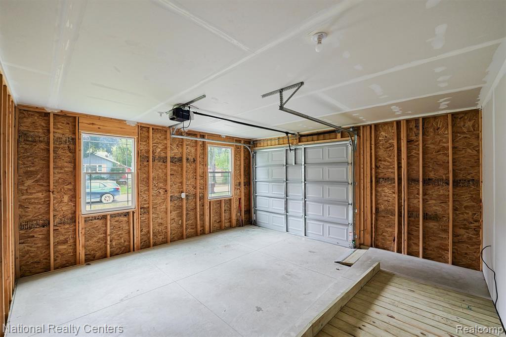 6263 Marywood Avenue, Lansing, MI 48911 — Photo 18