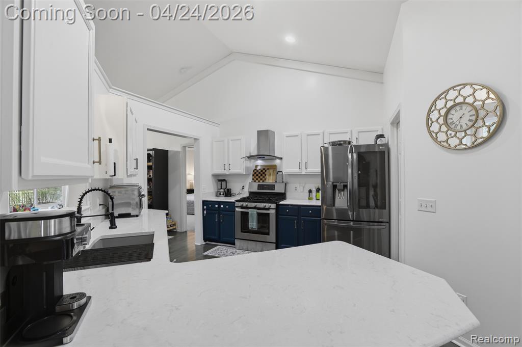 3300 Viking Drive, Commerce Twp, MI 48390 — Photo 11