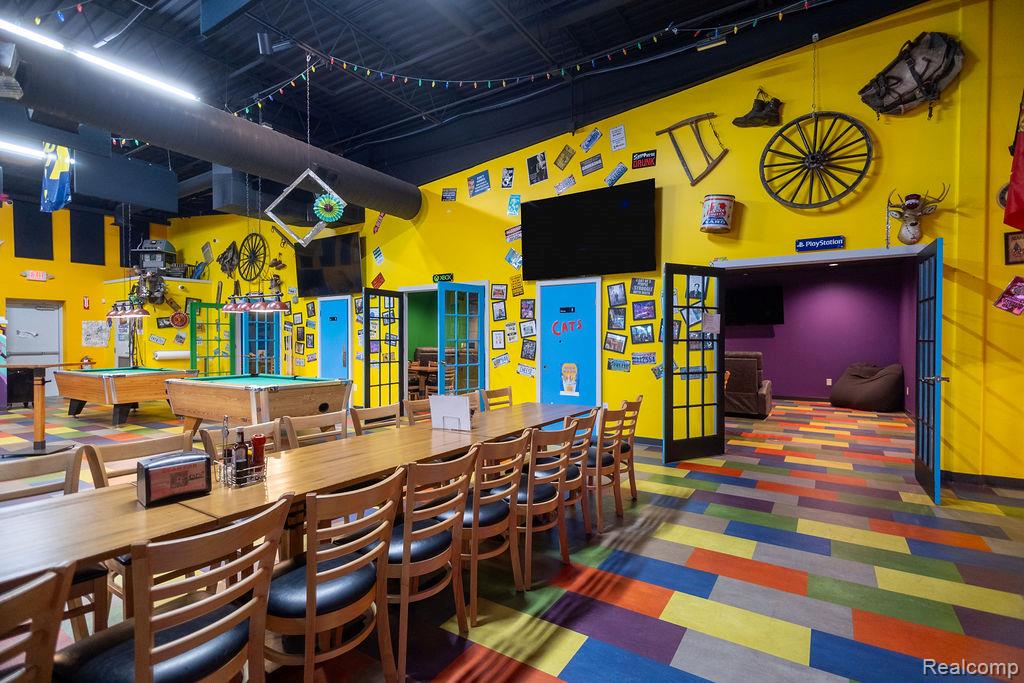 8845 Gratiot Road, Saginaw, MI, 48609