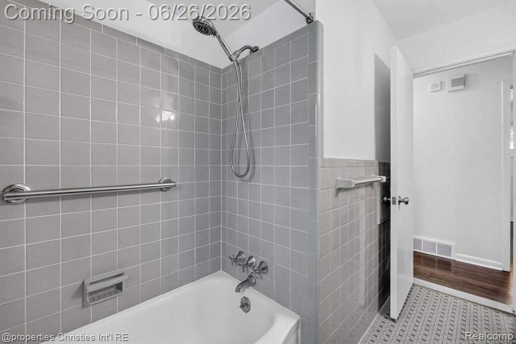17451 Birwood Avenue, Beverly Hills, MI 48025 — Photo 28