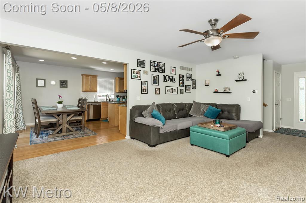 4202 Seeden Street, Waterford, MI 48329 — Photo 5