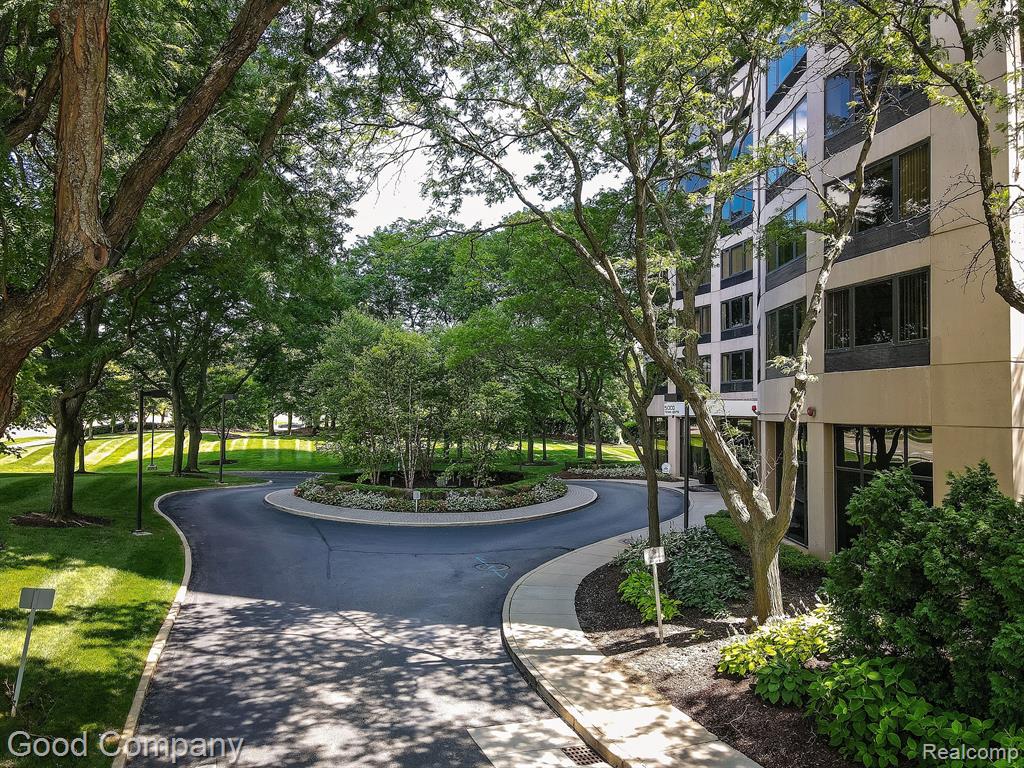 5000 TOWN Center, 1104, Southfield, MI 48075 — Photo 54
