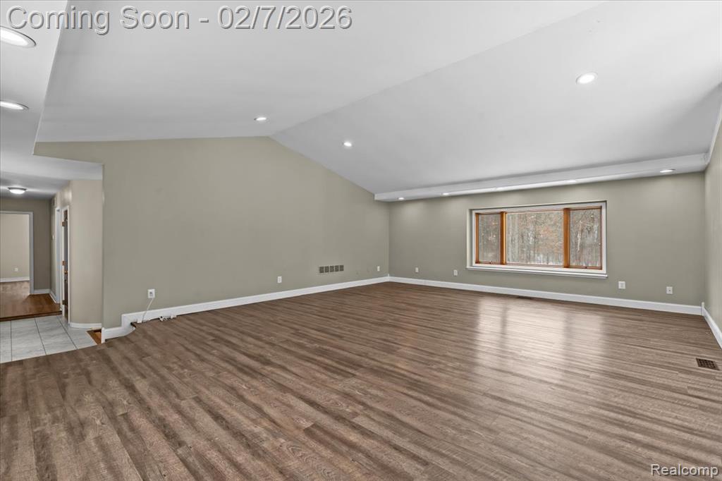 411 Rush Lake Road, Pinckney, MI 48169 — Photo 8