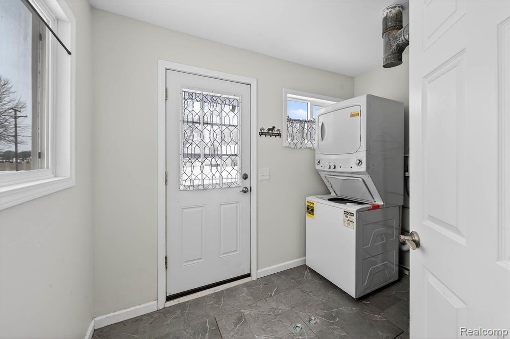 2754 Fishermans Drive, Highland, MI 48356 — Photo 21