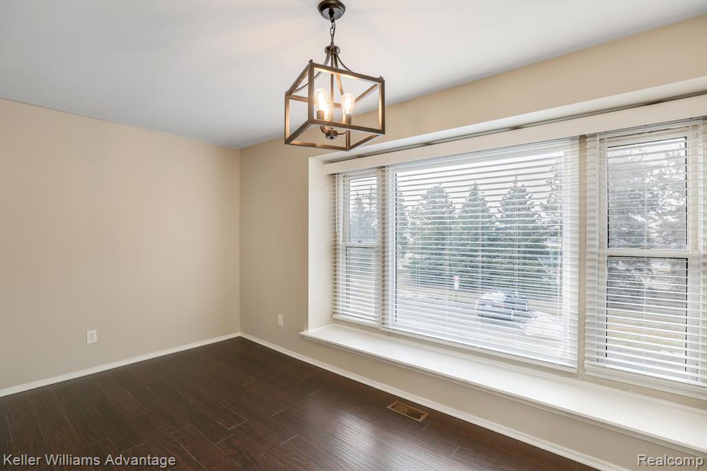 4200 Colorado Lane, West Bloomfield, MI — Photo 9