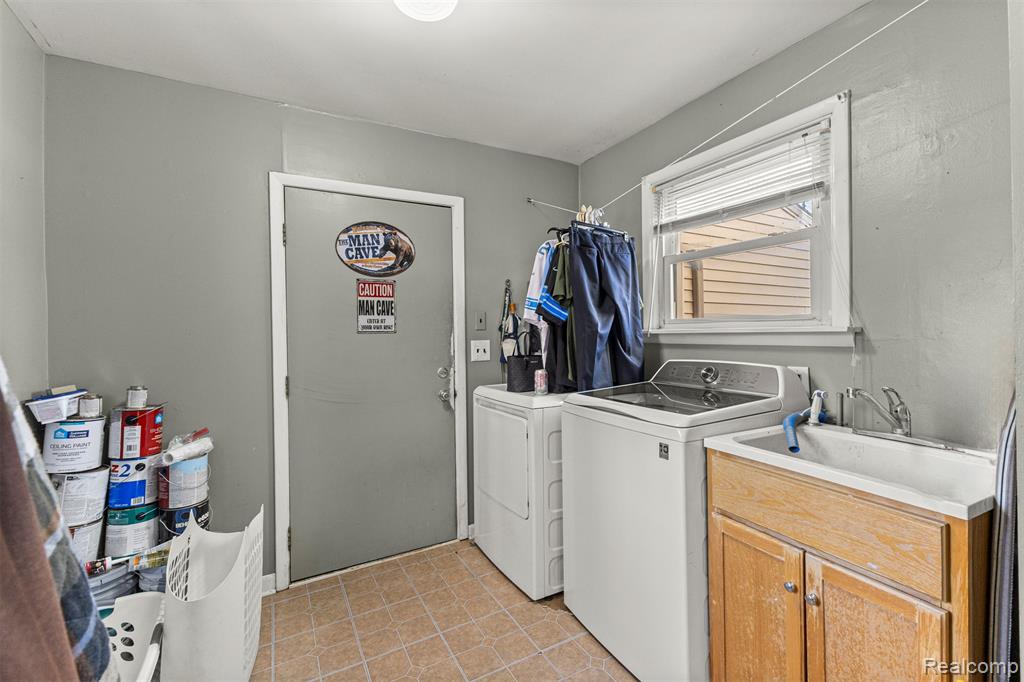 4494 Huron Street, Dearborn Heights, MI 48125 — Photo 18