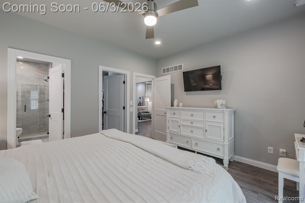 7466 Village Court, Davisburg, MI 48350 — Photo 15