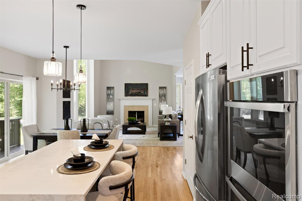 5634 Plantation Drive, Commerce Twp, MI 48382 — Photo 11