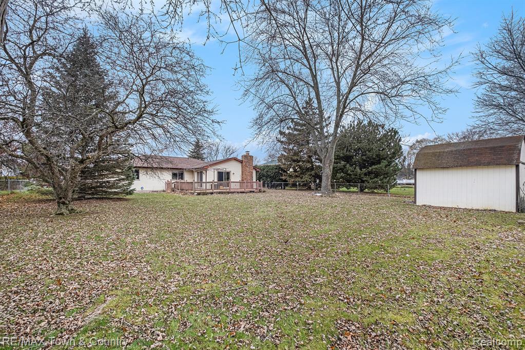 8401 Bellechasse Drive, Davison, MI 48423 — Photo 23