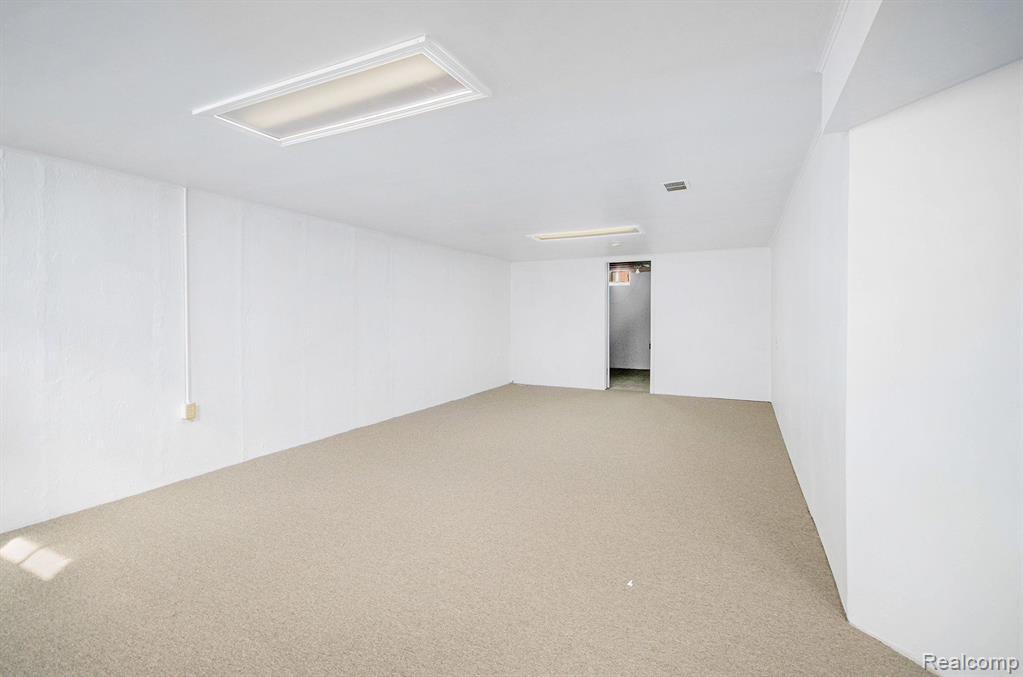9010 WINSTON, Redford, MI 48239 — Photo 15