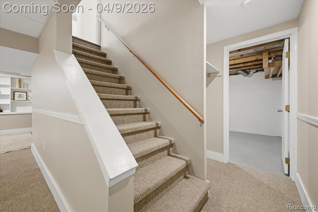 889 Hadley Road, Rochester Hills, MI 48333 — Photo 34