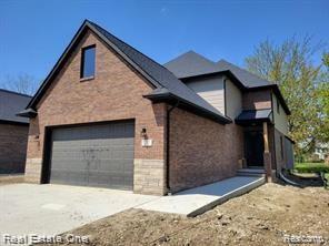 1983 Chancery Drive, Troy, MI 48085