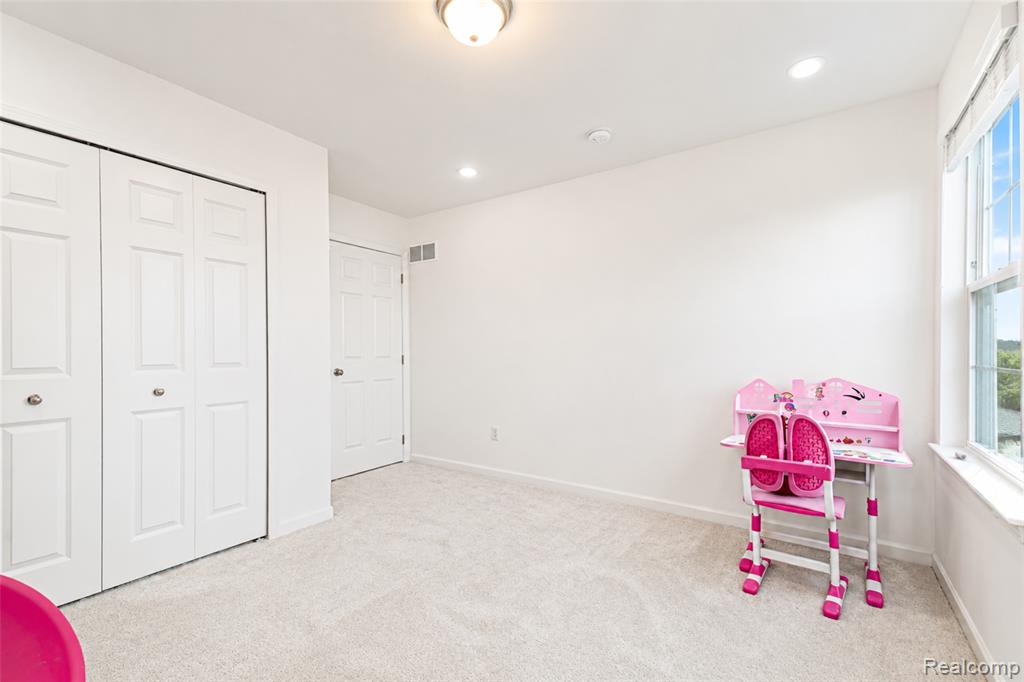 51172 Quaker Lane, Canton, MI 48187 — Photo 34