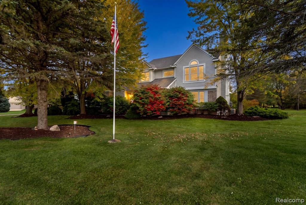 12556 Harvest Drive, Brighton, MI 48114