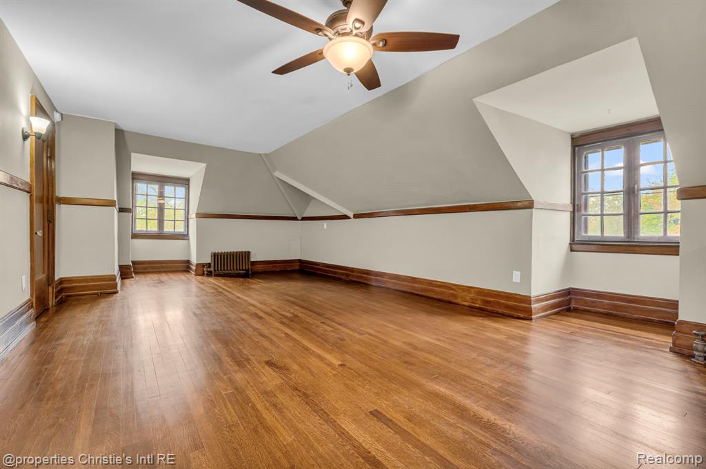 610 Chicago Boulevard, Detroit, MI 48202 — Photo 45
