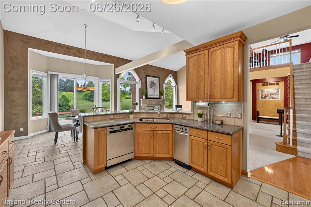 12257 Chandler Drive, Plymouth, MI 48170 — Photo 13