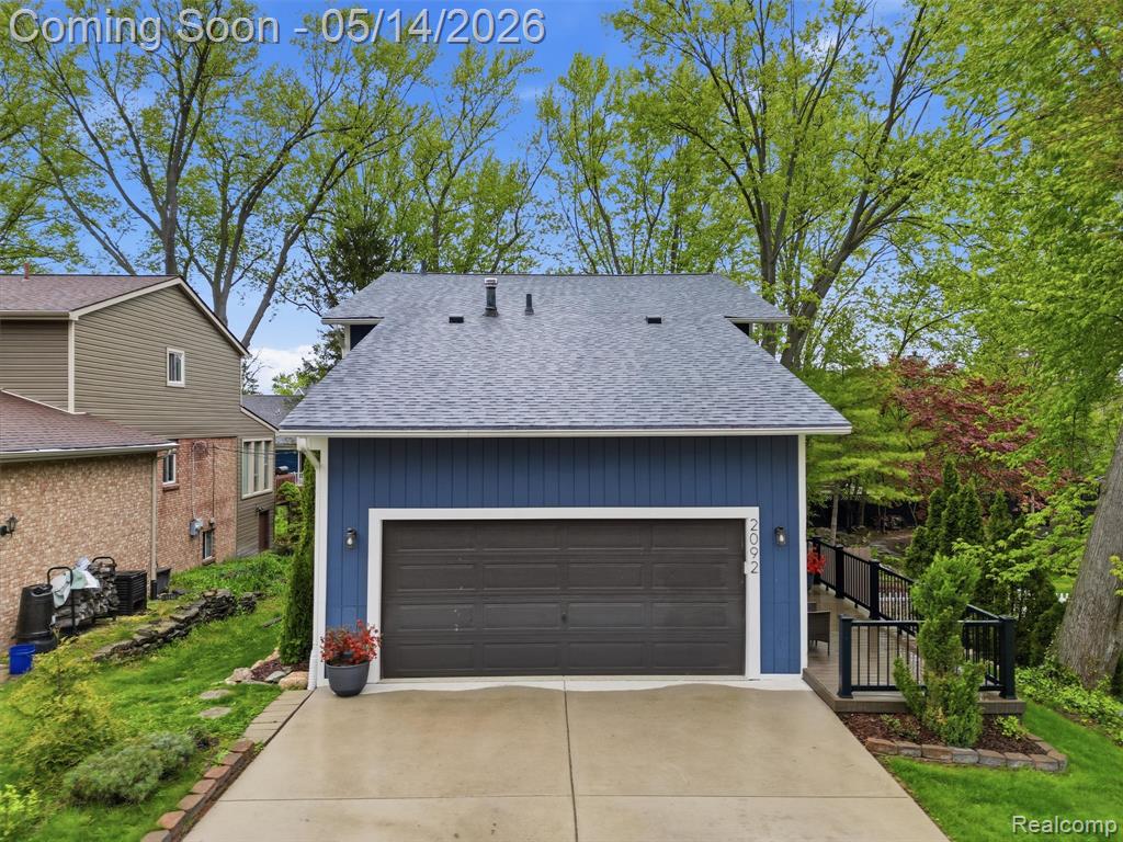2092 Langham Drive, West Bloomfield, MI 48323 — Photo 5