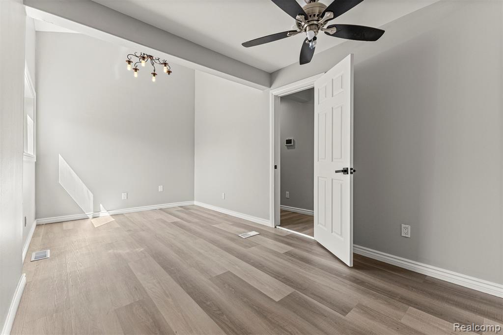 29940 Bock Street, Garden City, MI — Photo 25