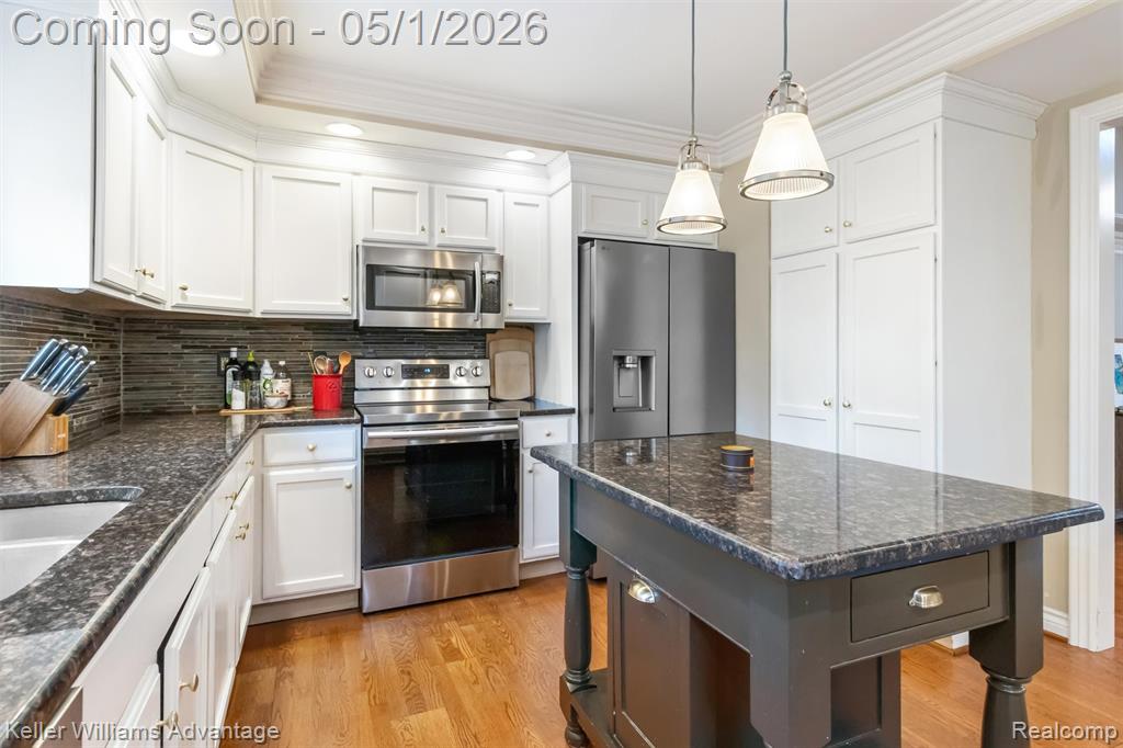 2630 Warner Drive, West Bloomfield, MI 48324 — Photo 10