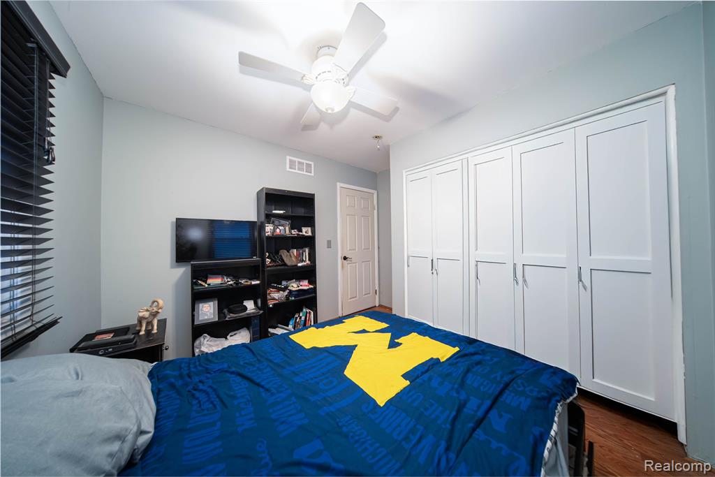7920 DETROIT Boulevard, West Bloomfield, MI 48323 — Photo 14