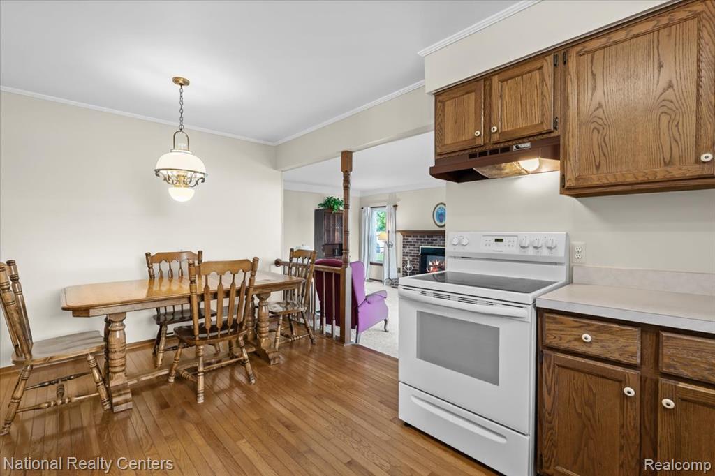8451 Mannington Road, Canton, MI 48187 — Photo 22