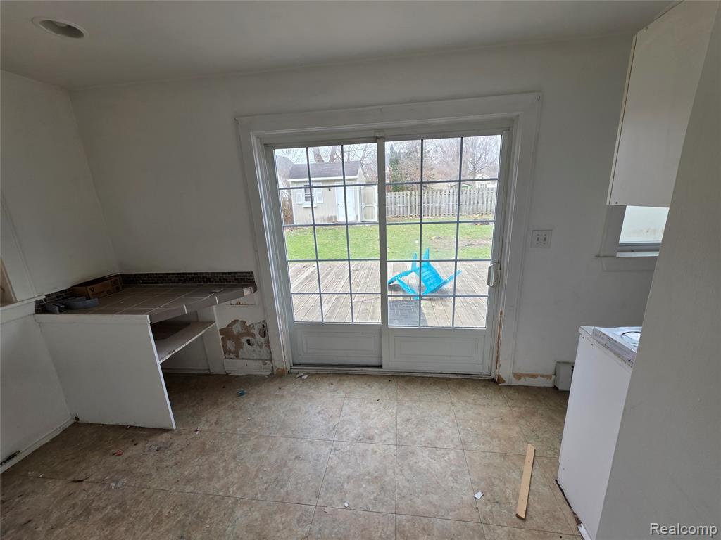 109 2nd Street, Holly, MI 48442 — Photo 22