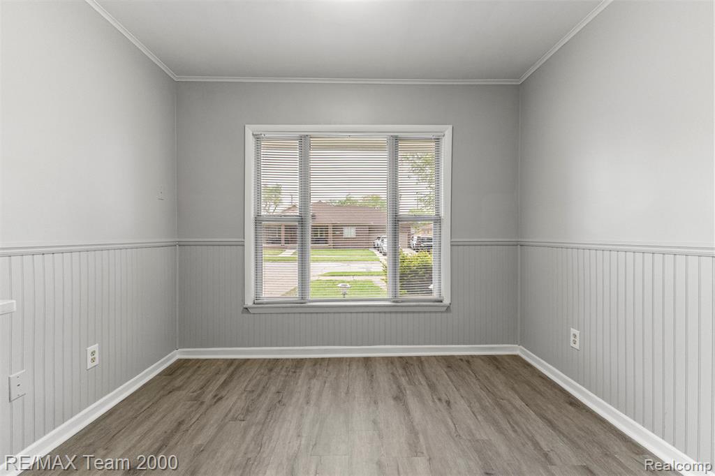 7322 Fenton Street, Dearborn Heights, MI 48127 — Photo 11