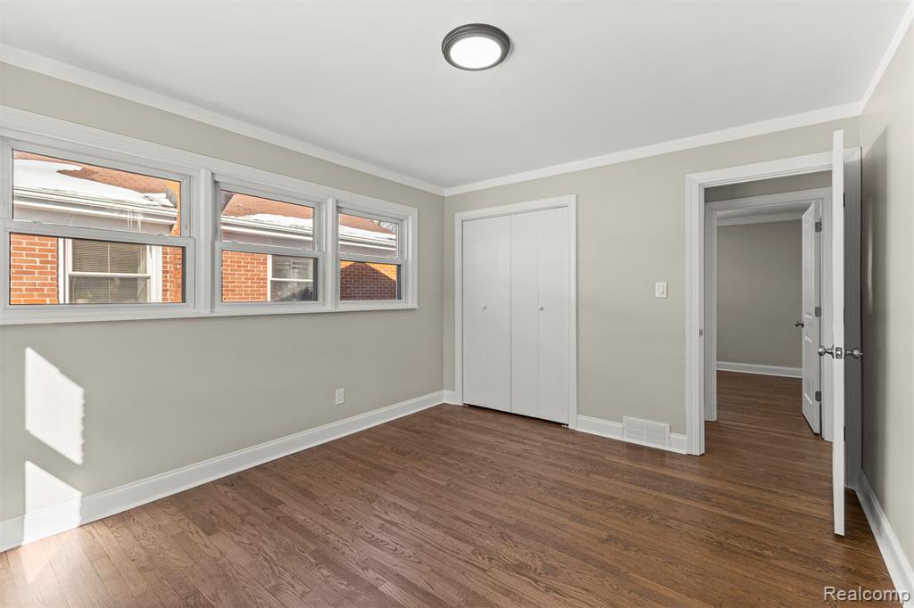 9327 Columbia, Redford, MI 48239 — Photo 22
