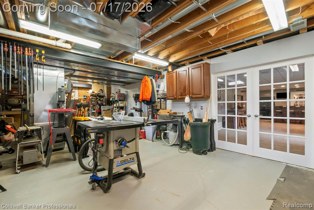 11460 Maple Valley Drive, Plymouth, MI 48170 — Photo 60