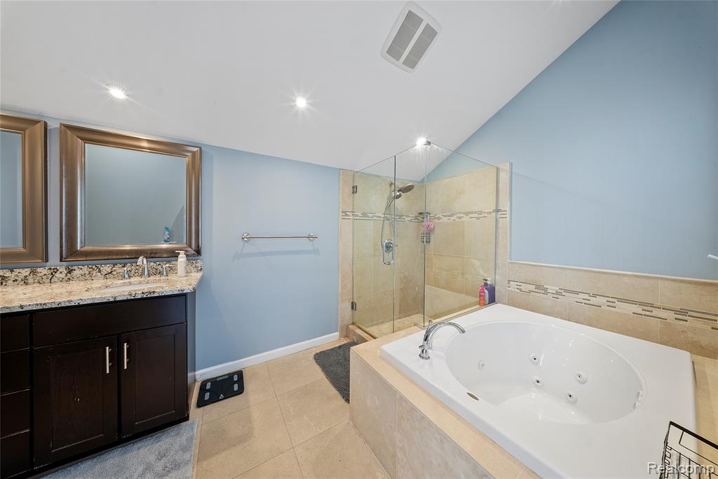8538 Island Boulevard, Grosse Ile, MI 48138 — Photo 38
