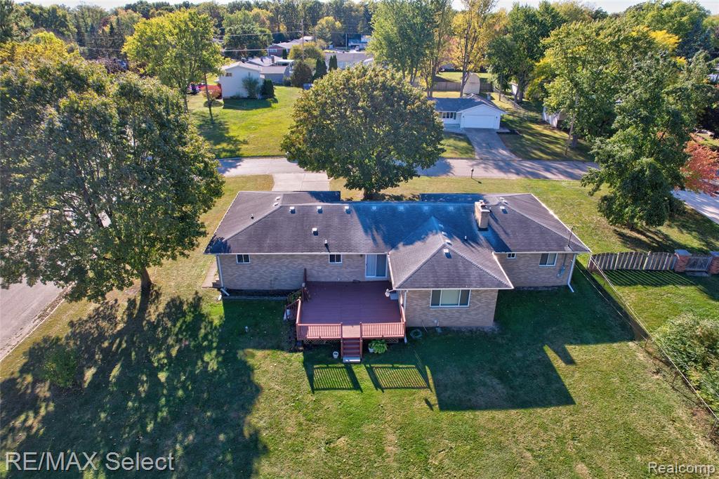 4290 Hedgethorn Circle, Burton, MI 48509 — Photo 55