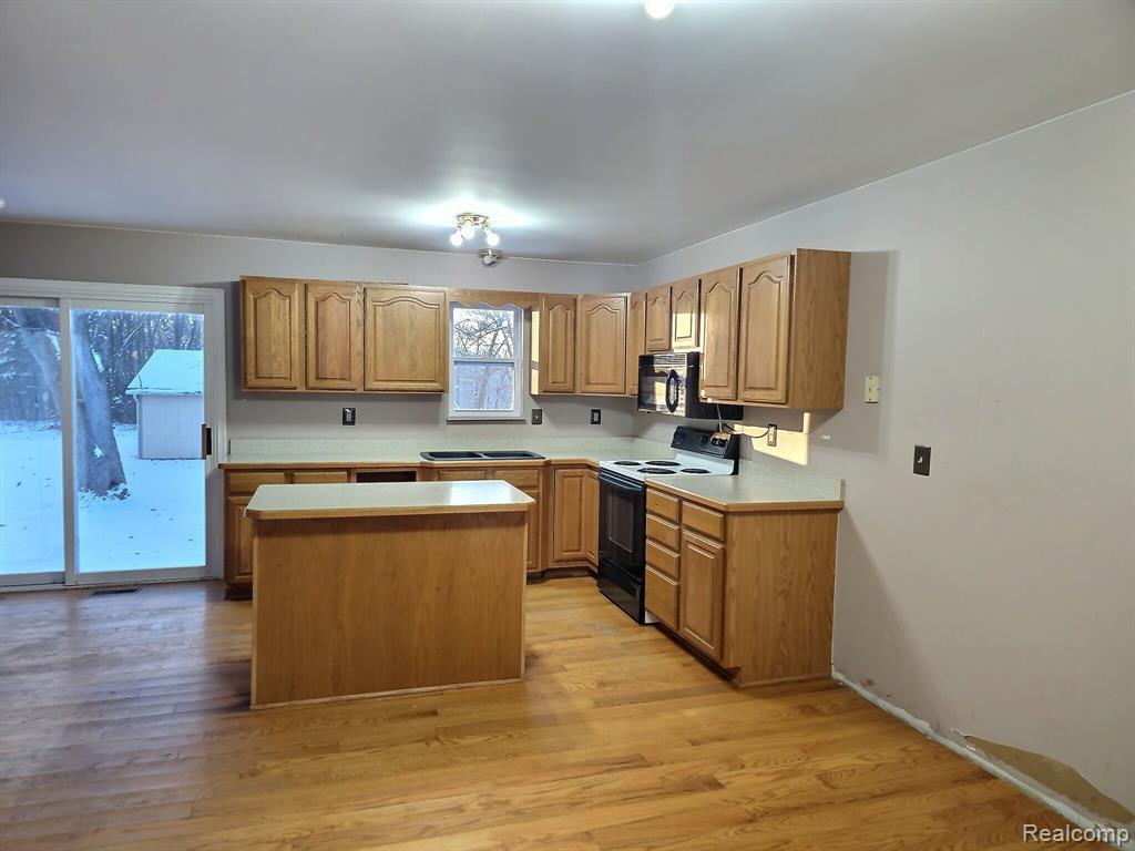 15122 Ripple Drive, Linden, MI 48451 — Photo 5