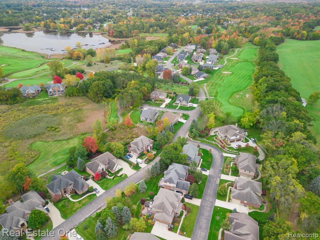 85 CROSBIE, Lake Orion, MI 48362 — Photo 24