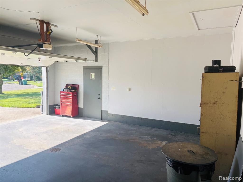 4108 Allen Court, Bay City, MI 48706 — Photo 46
