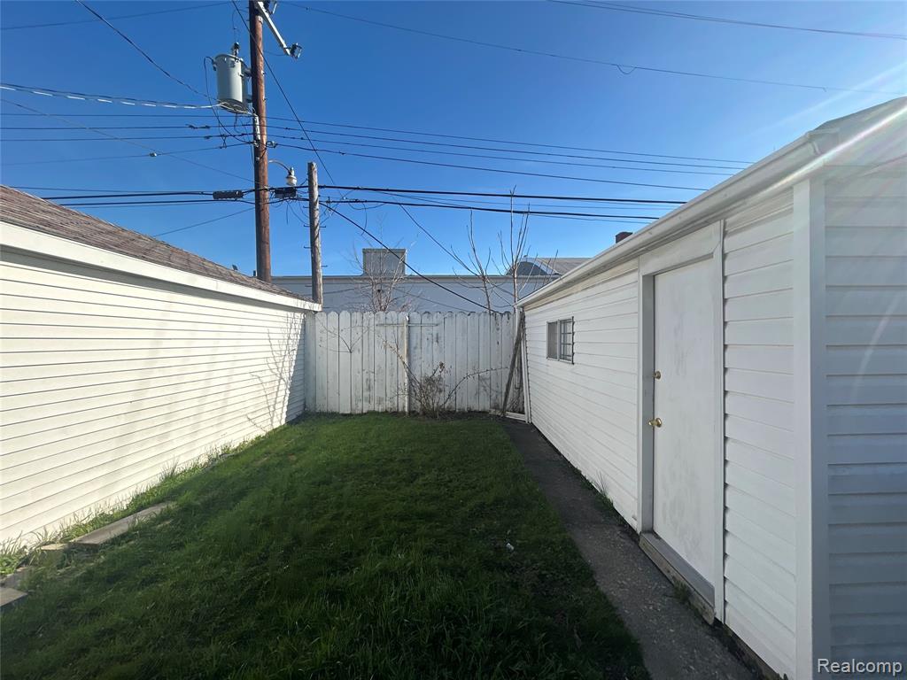 8060 HOUSE Street, Detroit, MI 48234 — Photo 44