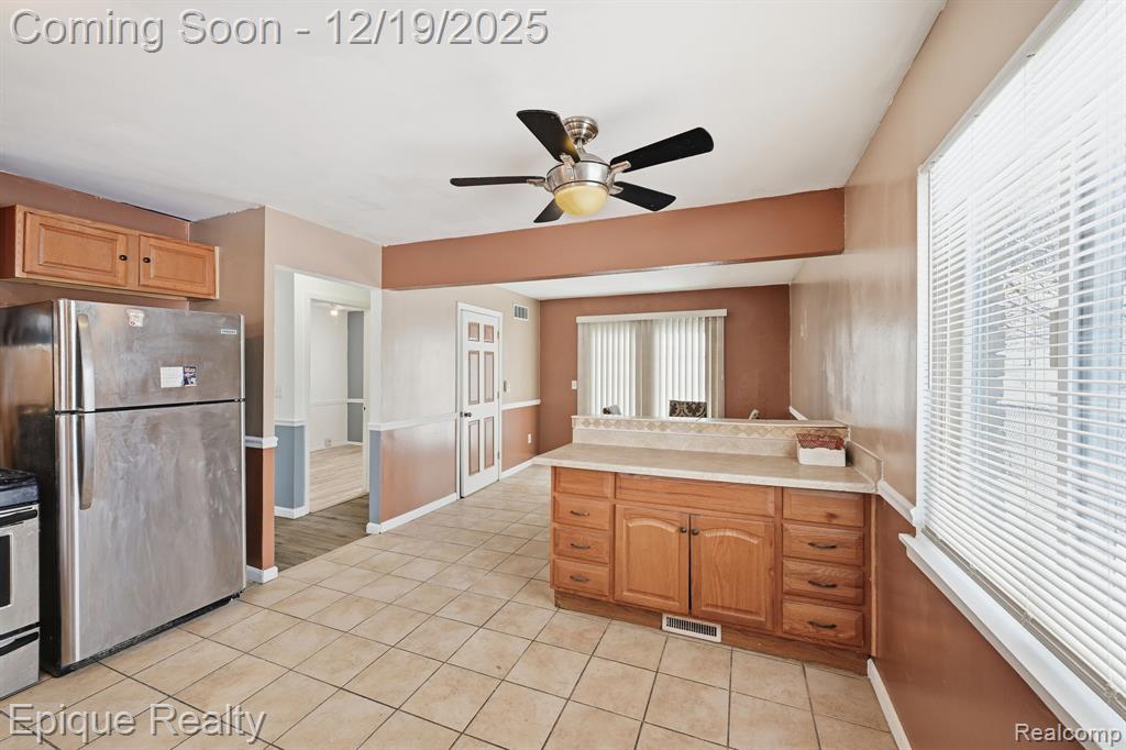 4052 Burton Street, Inkster, MI 48141 — Photo 8