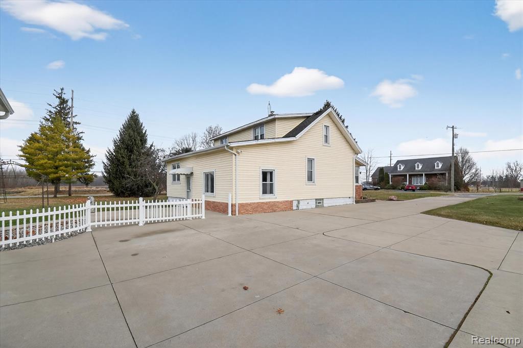 12995 Sweitzer Road, Carleton, MI 48117 — Photo 42