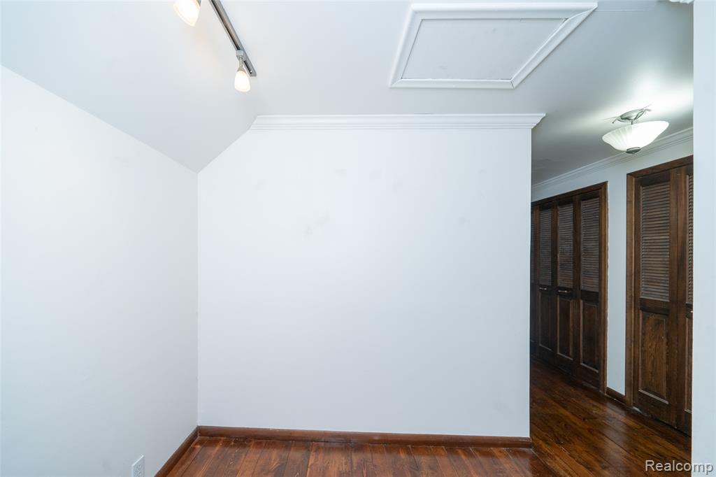 9459 Morrish Road, Swartz Creek, MI 48473 — Photo 61
