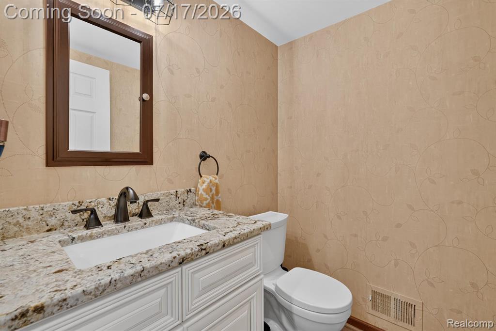 60309 Lamplighter Drive, New Hudson, MI 48165 — Photo 19